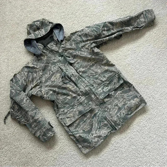 Military AIR FORCE Tiger Stripe Parka Rain Coat Jacket Medium Long 100% Nylon
